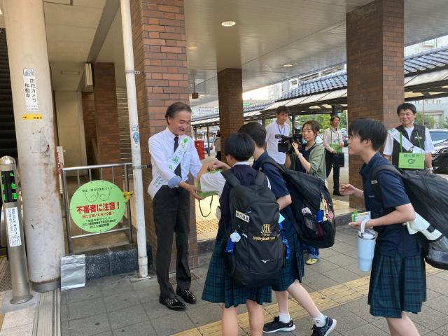 20260901_緑の募金街頭啓発に参加する徳永市長