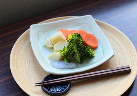 温野菜のサラダ 黒ごまドレッシング